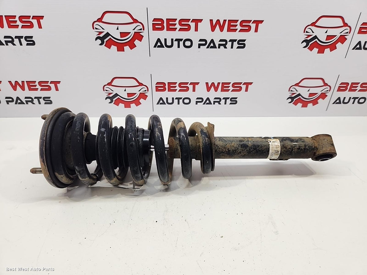 2020 MITSUBISHI TRITON Left Front Strut