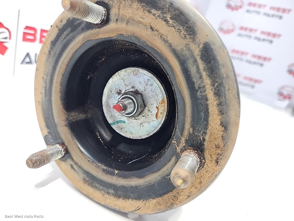 2020 MITSUBISHI TRITON Left Front Strut