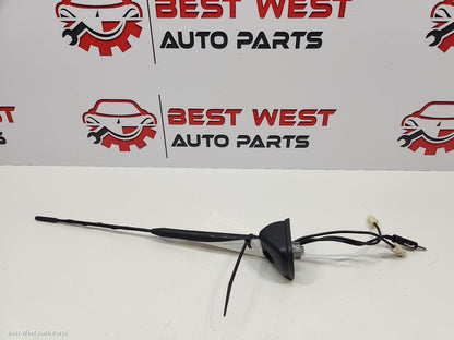 2020 MITSUBISHI TRITON Antenna