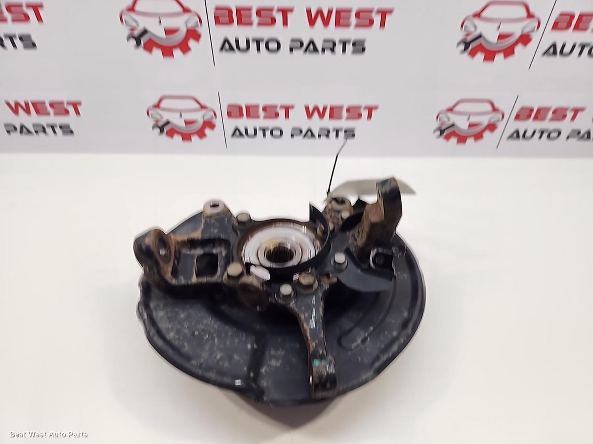 2019 MITSUBISHI TRITON Left Front Hub Assembly