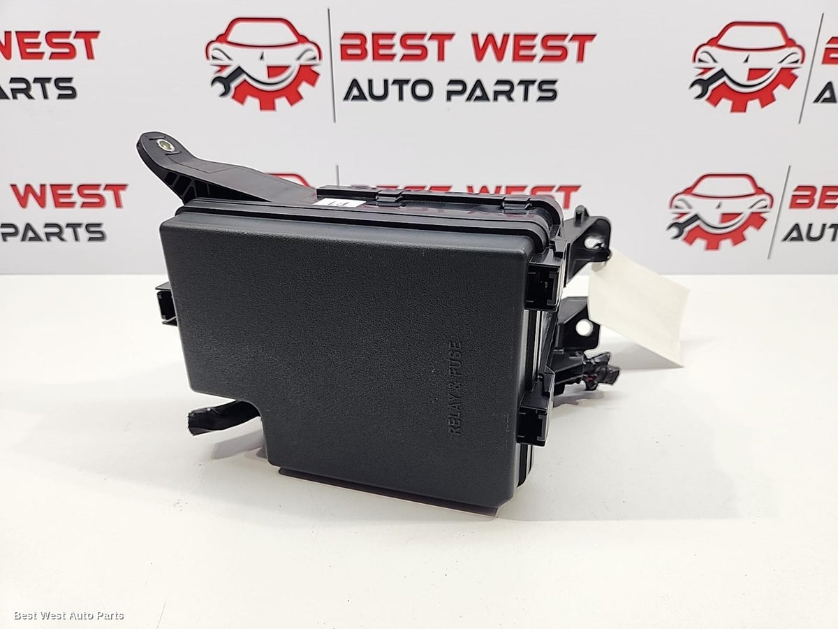 2014 TOYOTA RAV4 Fuse Box