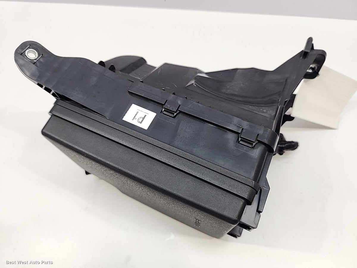 2014 TOYOTA RAV4 Fuse Box