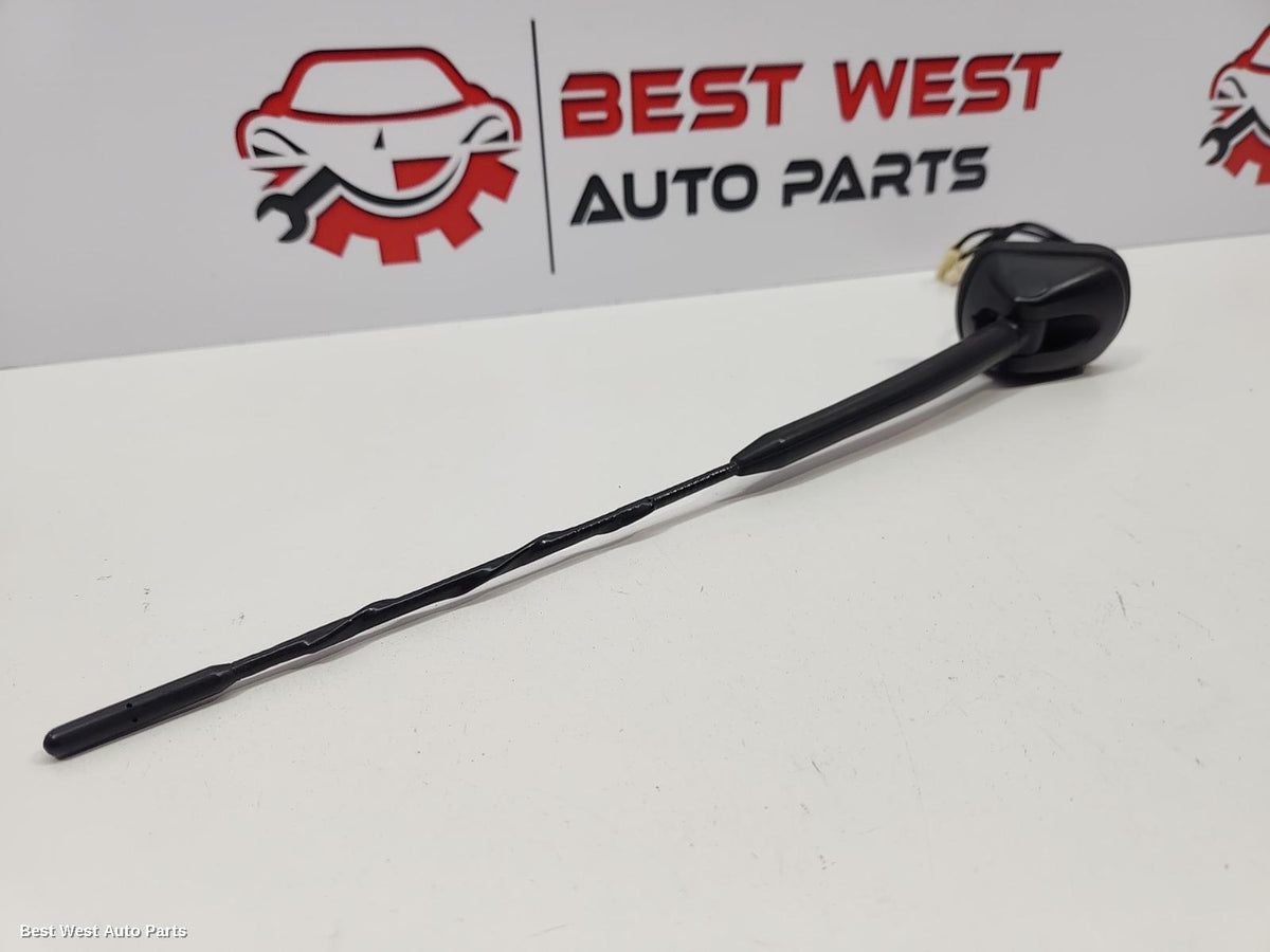 2019 MITSUBISHI TRITON Antenna