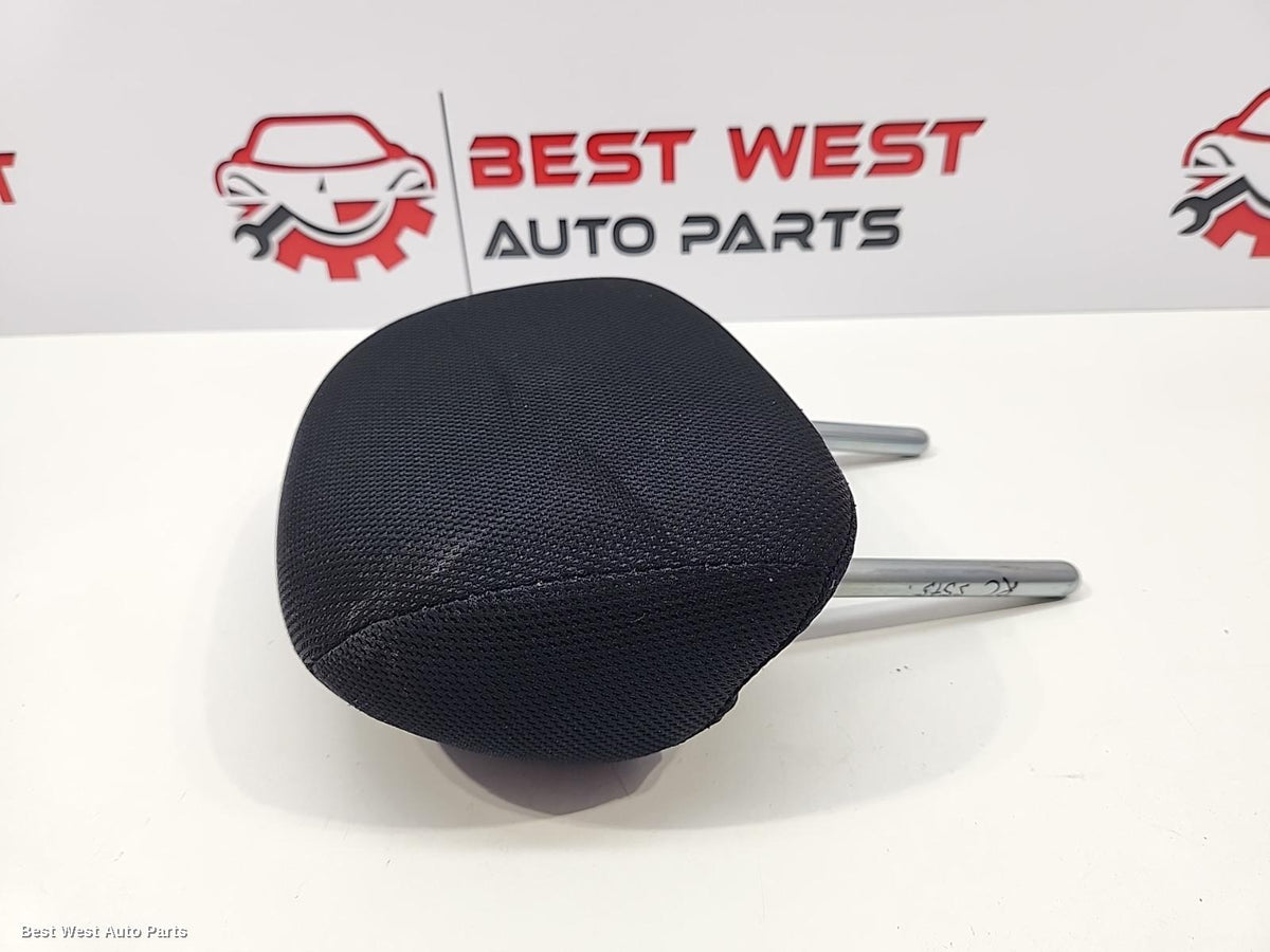 2019 MITSUBISHI TRITON Headrest
