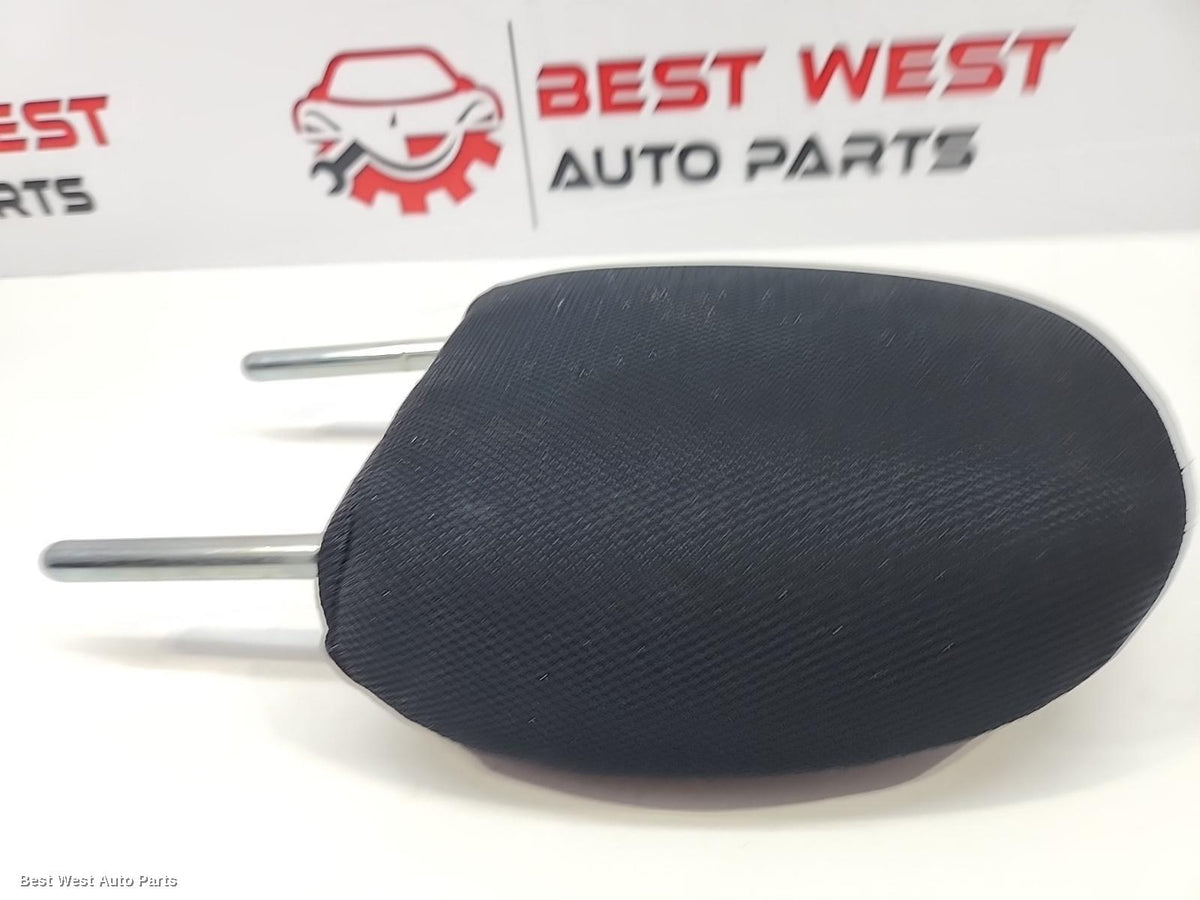 2019 MITSUBISHI TRITON Headrest