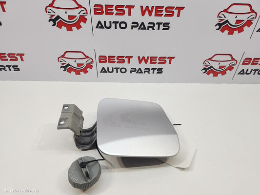 2019 MITSUBISHI TRITON Fuel Door / Filler