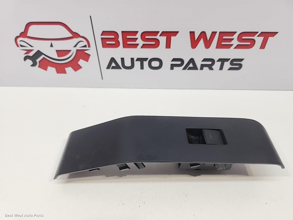 2022 TOYOTA KLUGER Pwr Dr Wind Switch