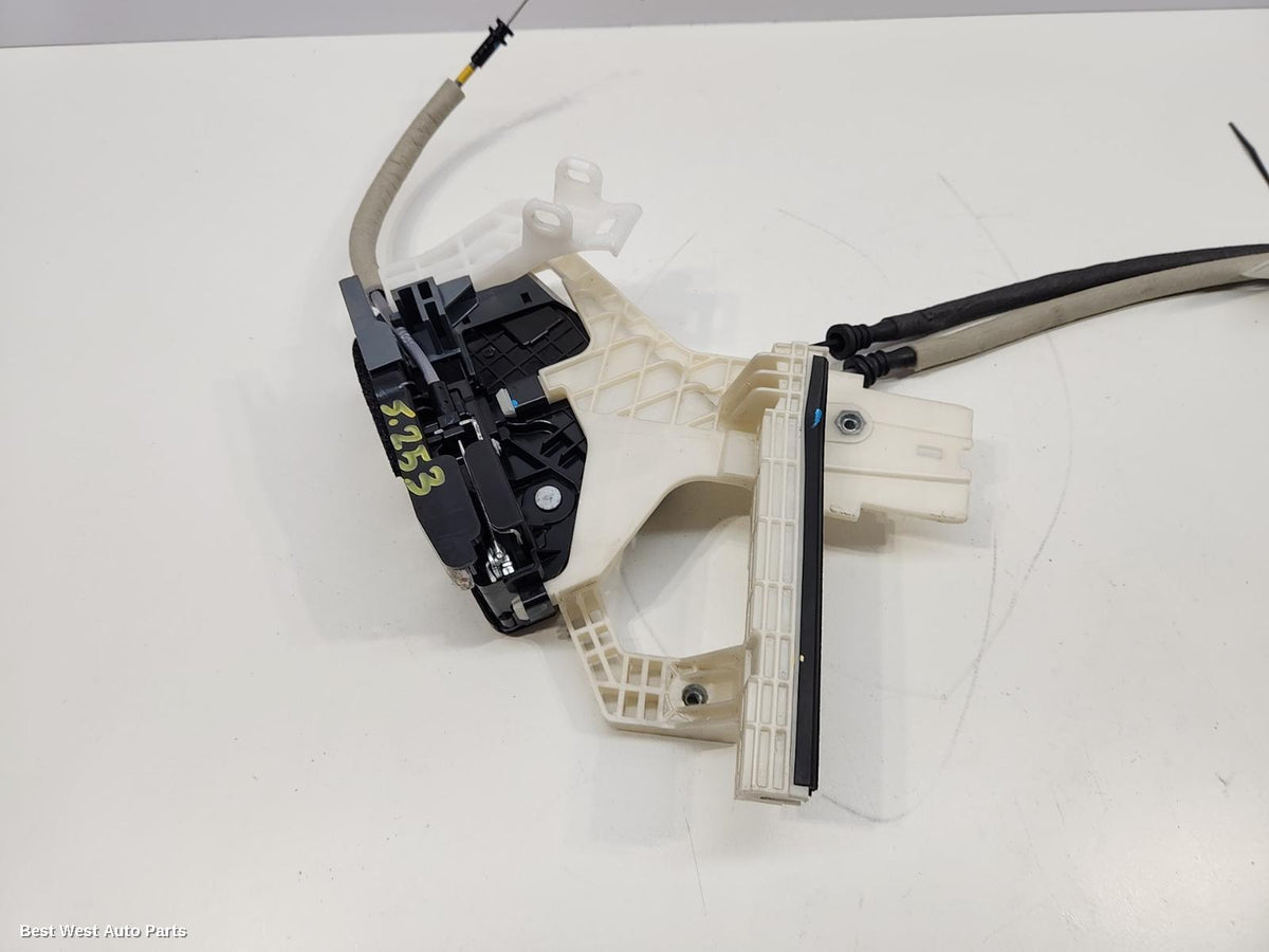 2016 HYUNDAI ELANTRA Door/Boot/Gate Lock