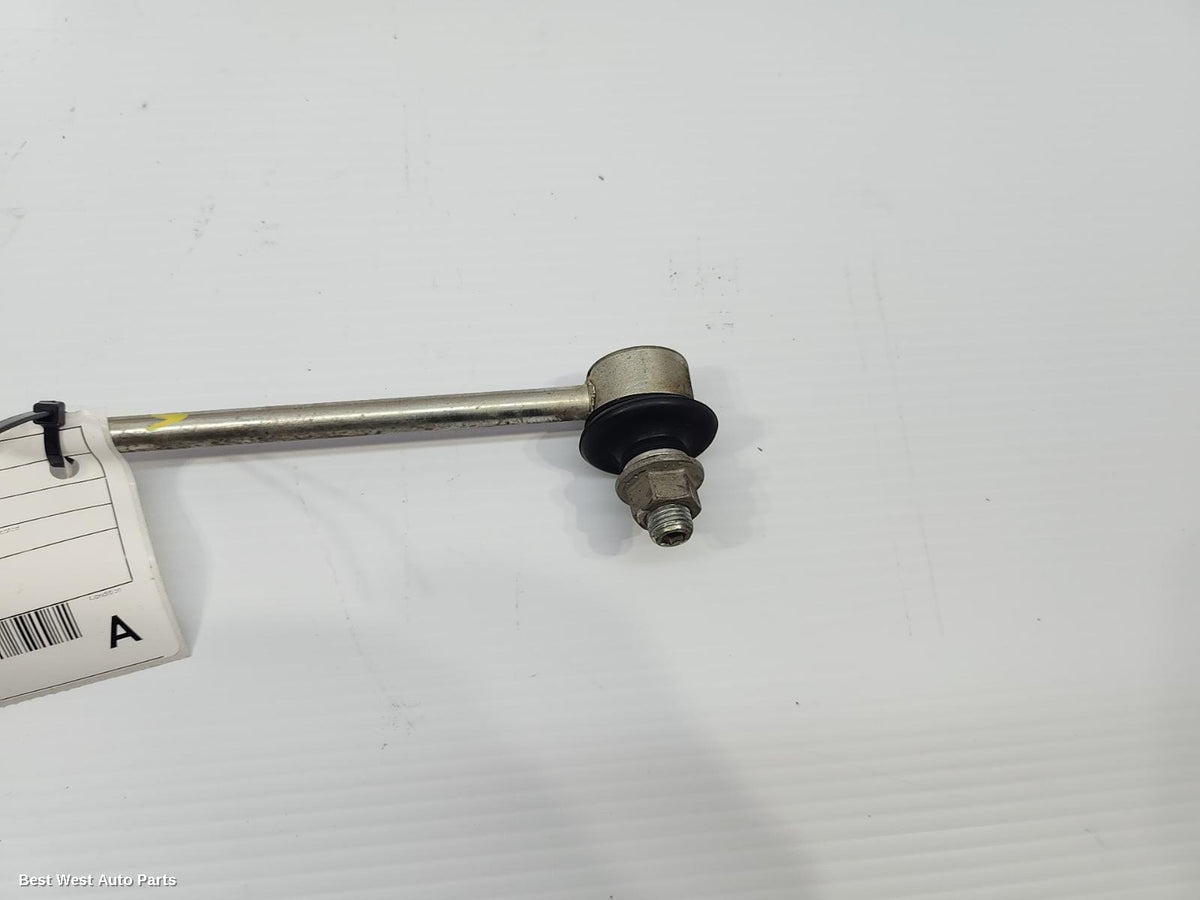 2021 TOYOTA YARIS CROSS Stabiliser Bar