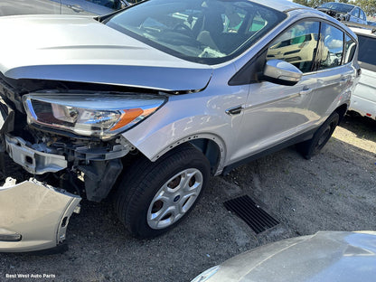2017 FORD ESCAPE Radio/Cd/Dvd/Sat/Tv