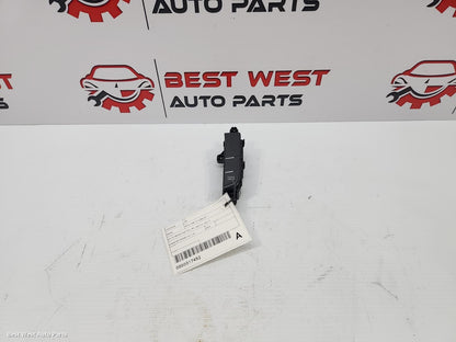 2020 HYUNDAI I30 Misc Switch/Relay