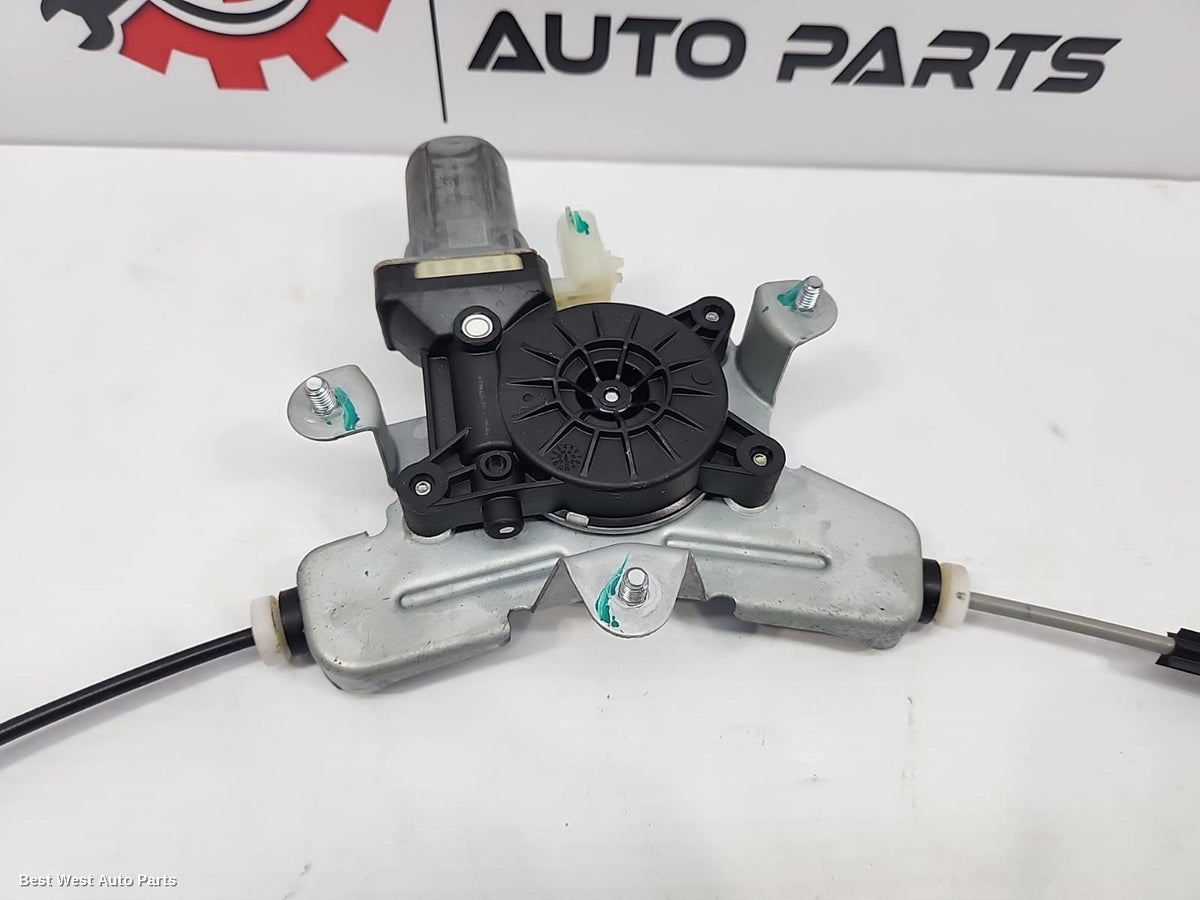 2021 LDV G10 Right Front Window Reg/Motor