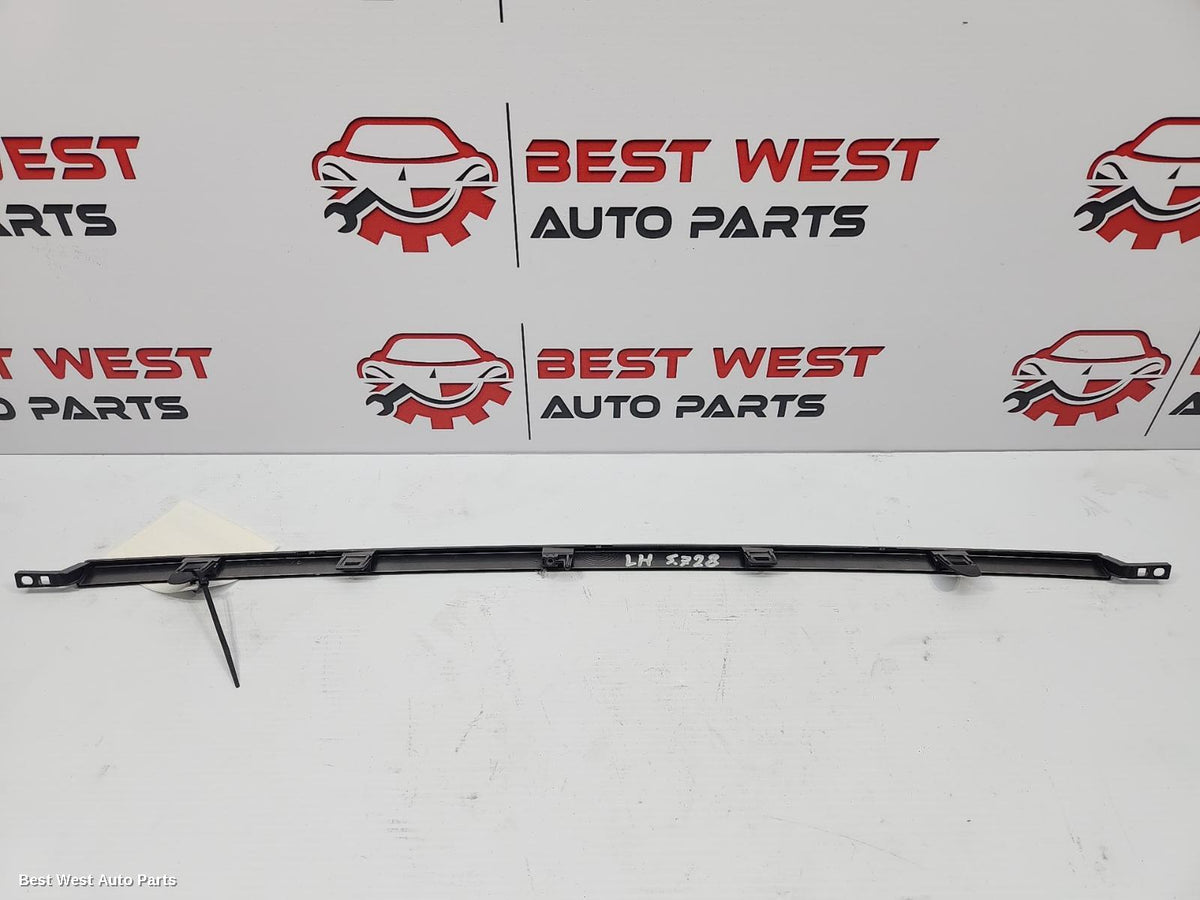 2021 TOYOTA CAMRY Grille