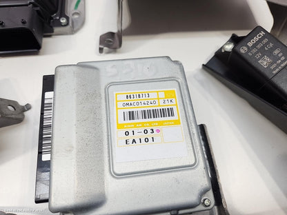 2021 MITSUBISHI TRITON Ecu