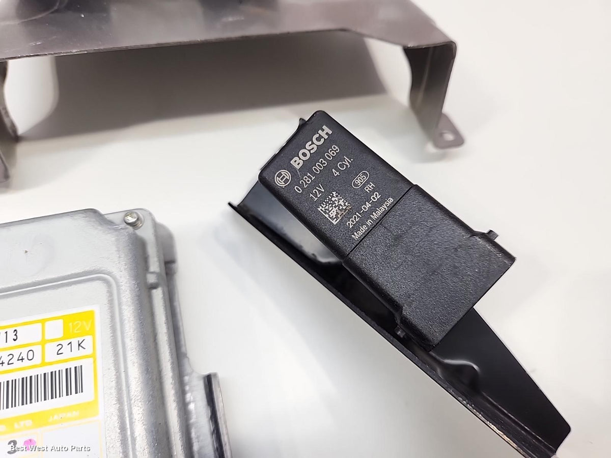 2021 MITSUBISHI TRITON Ecu