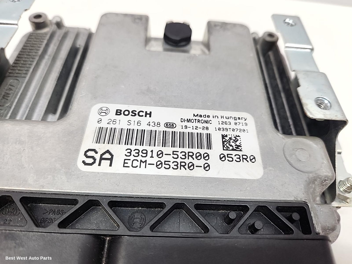 2015 SUZUKI SWIFT Ecu