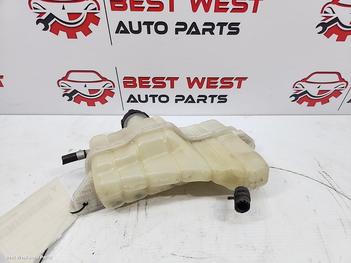 2015 NISSAN JUKE Overflow Bottle