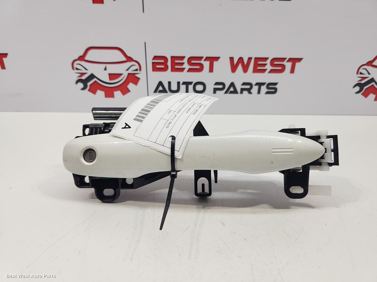 2021 TOYOTA YARIS CROSS Door Handle