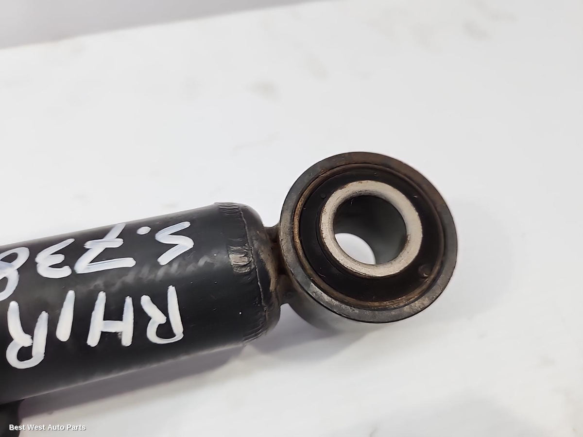2017 TOYOTA COROLLA Right Rear Strut