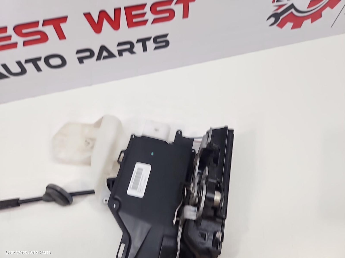 2015 VOLKSWAGEN CADDY Door/Boot/Gate Lock