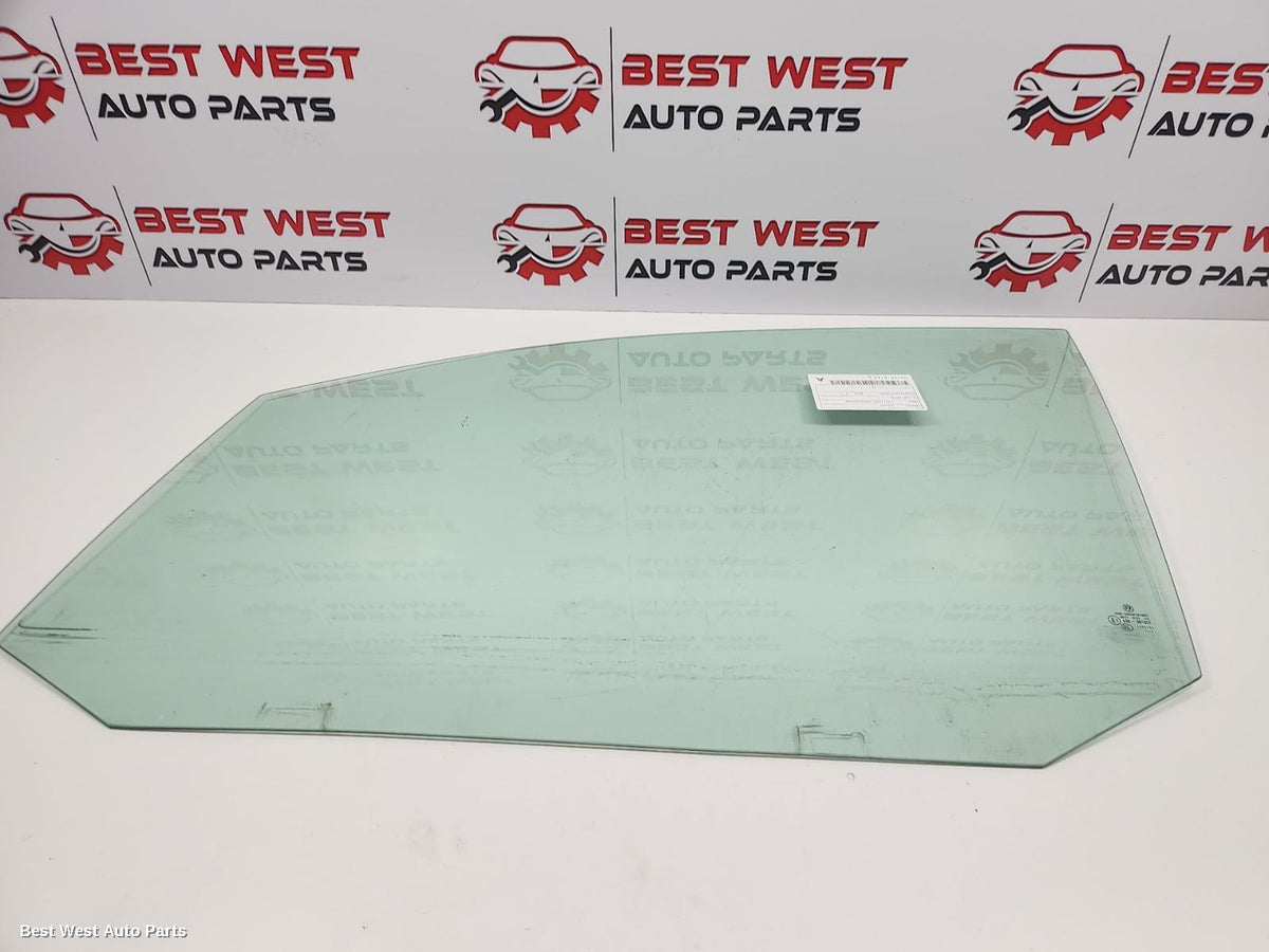 2015 VOLKSWAGEN CADDY Left Front Door Window