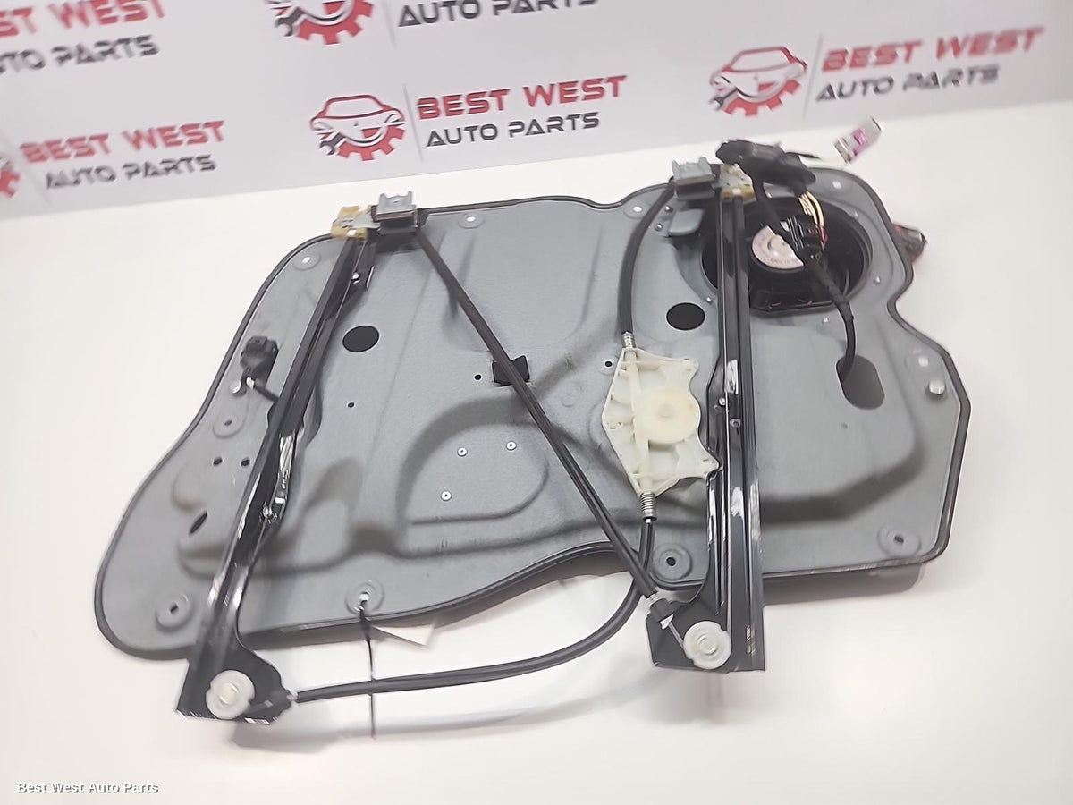 2015 VOLKSWAGEN CADDY Left Front Window Reg/Motor