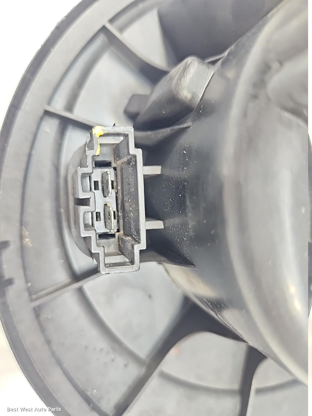 2015 VOLKSWAGEN CADDY Heater Fan Motor