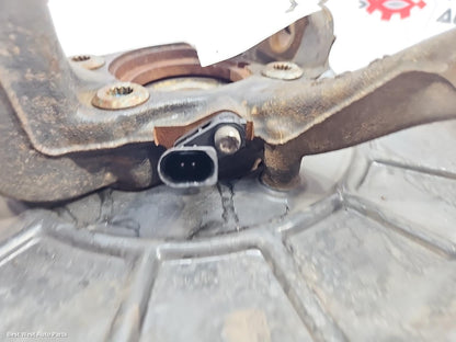 2015 VOLKSWAGEN CADDY Left Front Hub Assembly