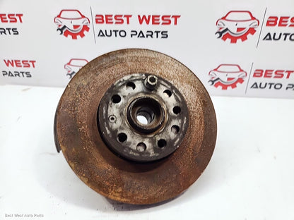 2015 VOLKSWAGEN CADDY Left Front Hub Assembly