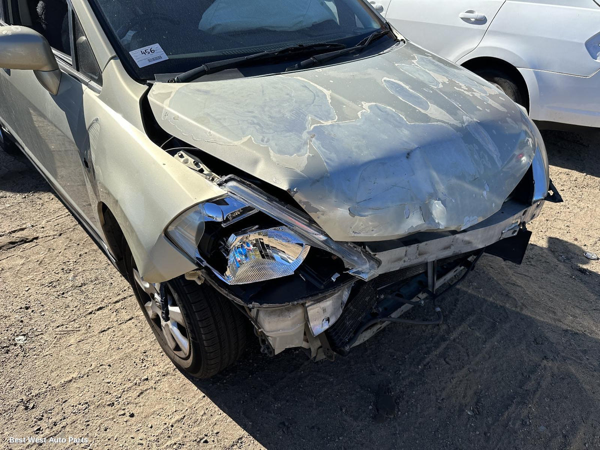 2006 NISSAN TIIDA Brake Booster