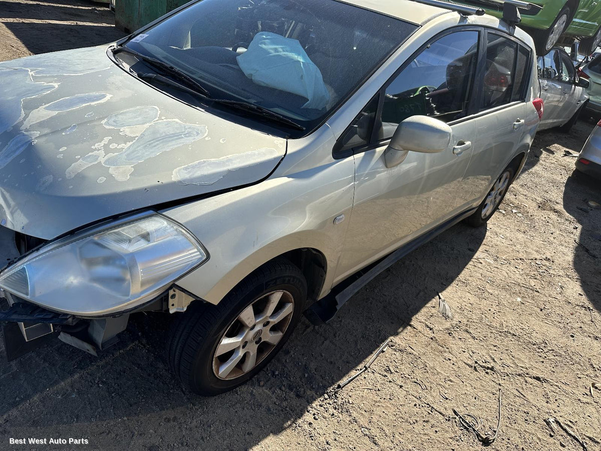 2006 NISSAN TIIDA Brake Booster