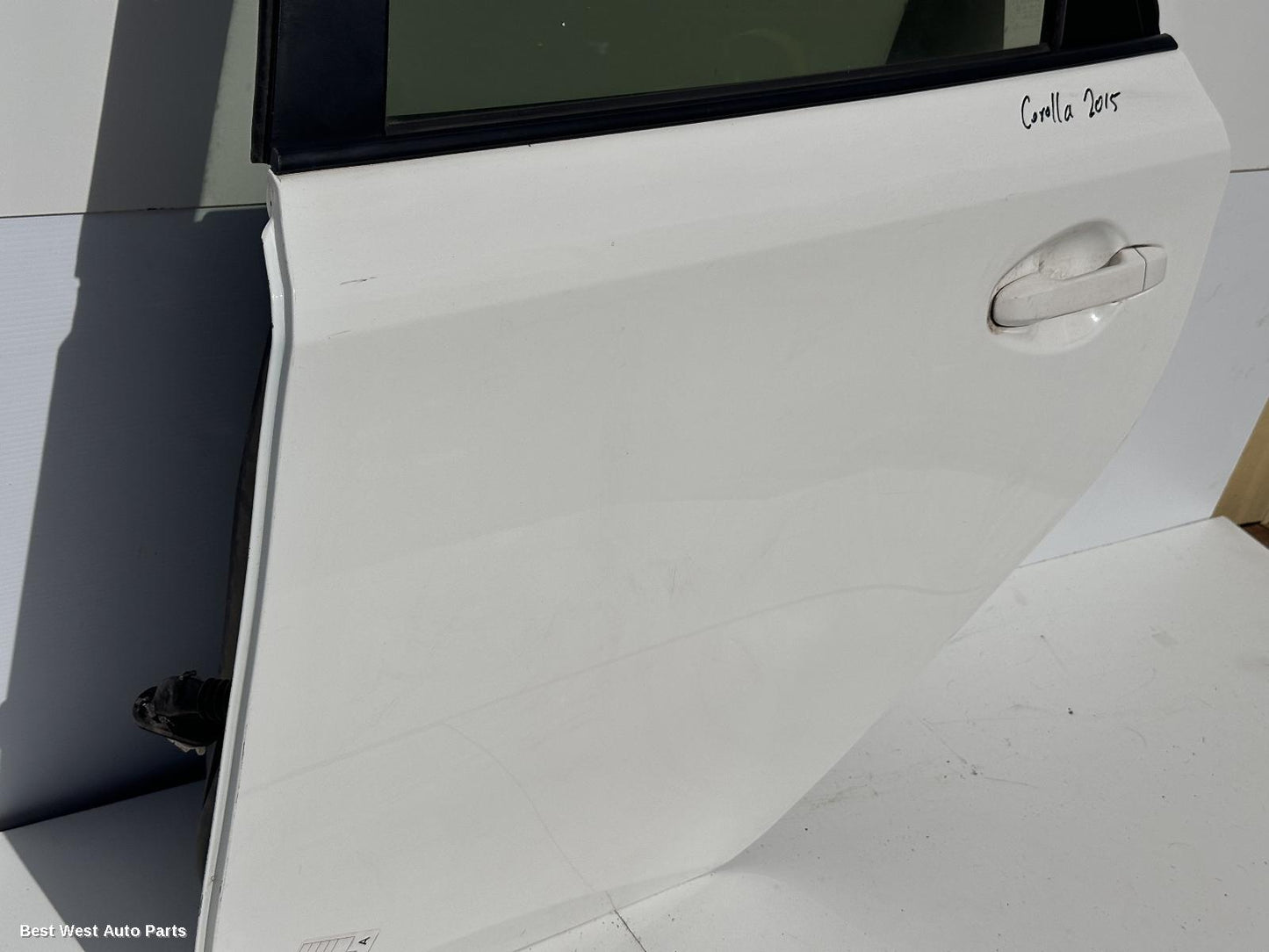 2016 TOYOTA COROLLA Left Rear Door/Sliding