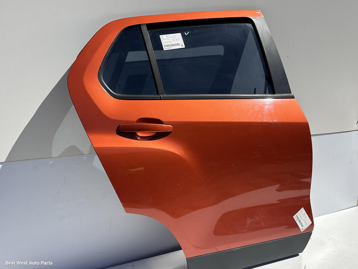 2014 HOLDEN TRAX RIGHT_REAR_DOOR_SLIDING