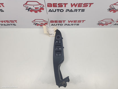 2018 HYUNDAI I30 Pwr Dr Wind Switch