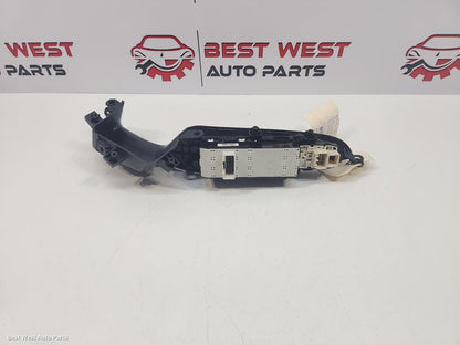 2018 HYUNDAI I30 Pwr Dr Wind Switch