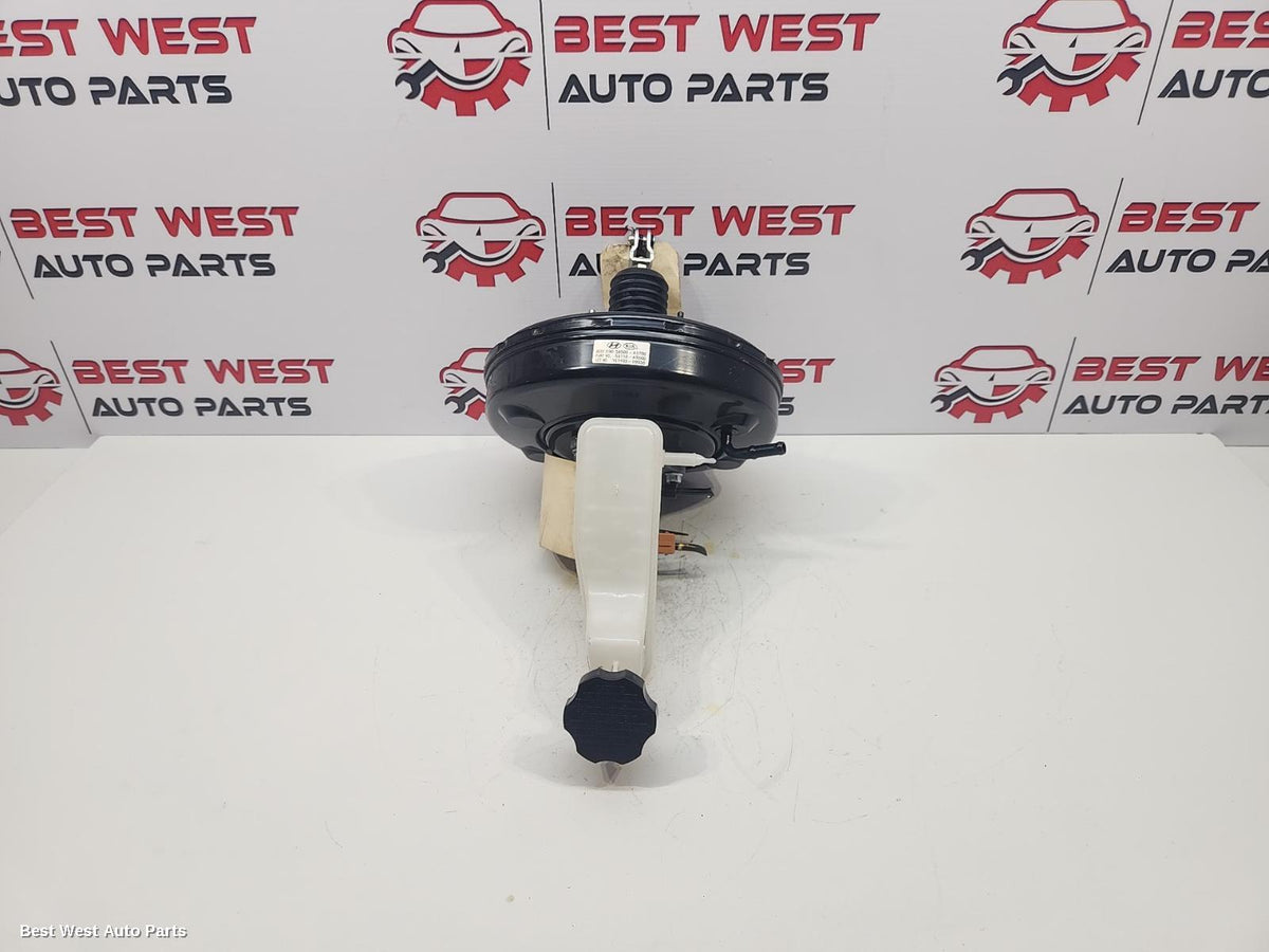 2016 HYUNDAI I30 Brake Booster