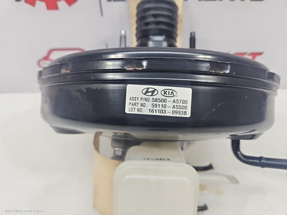 2016 HYUNDAI I30 Brake Booster