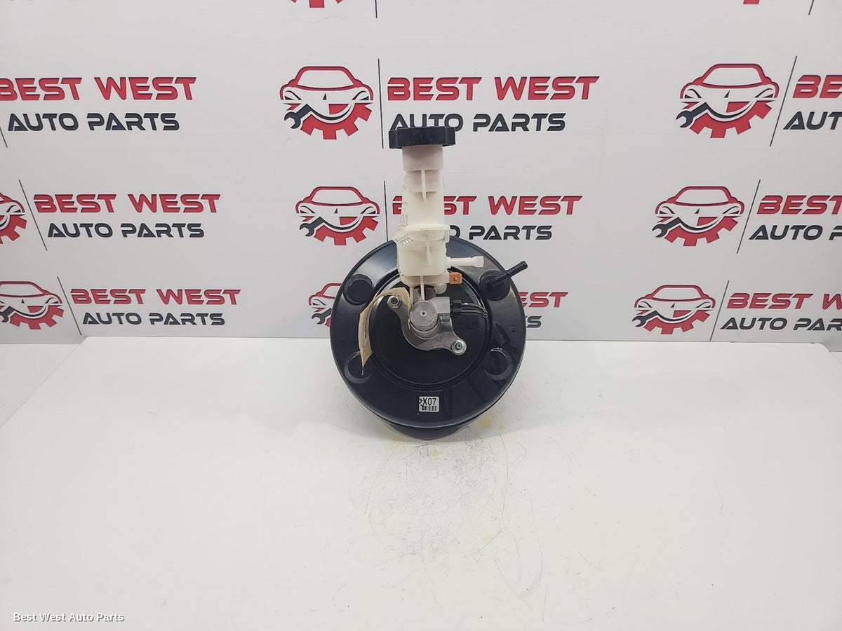 2016 HYUNDAI I30 Brake Booster