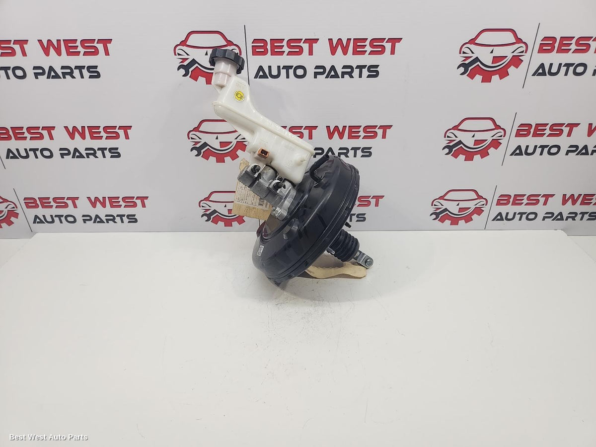2016 HYUNDAI I30 Brake Booster