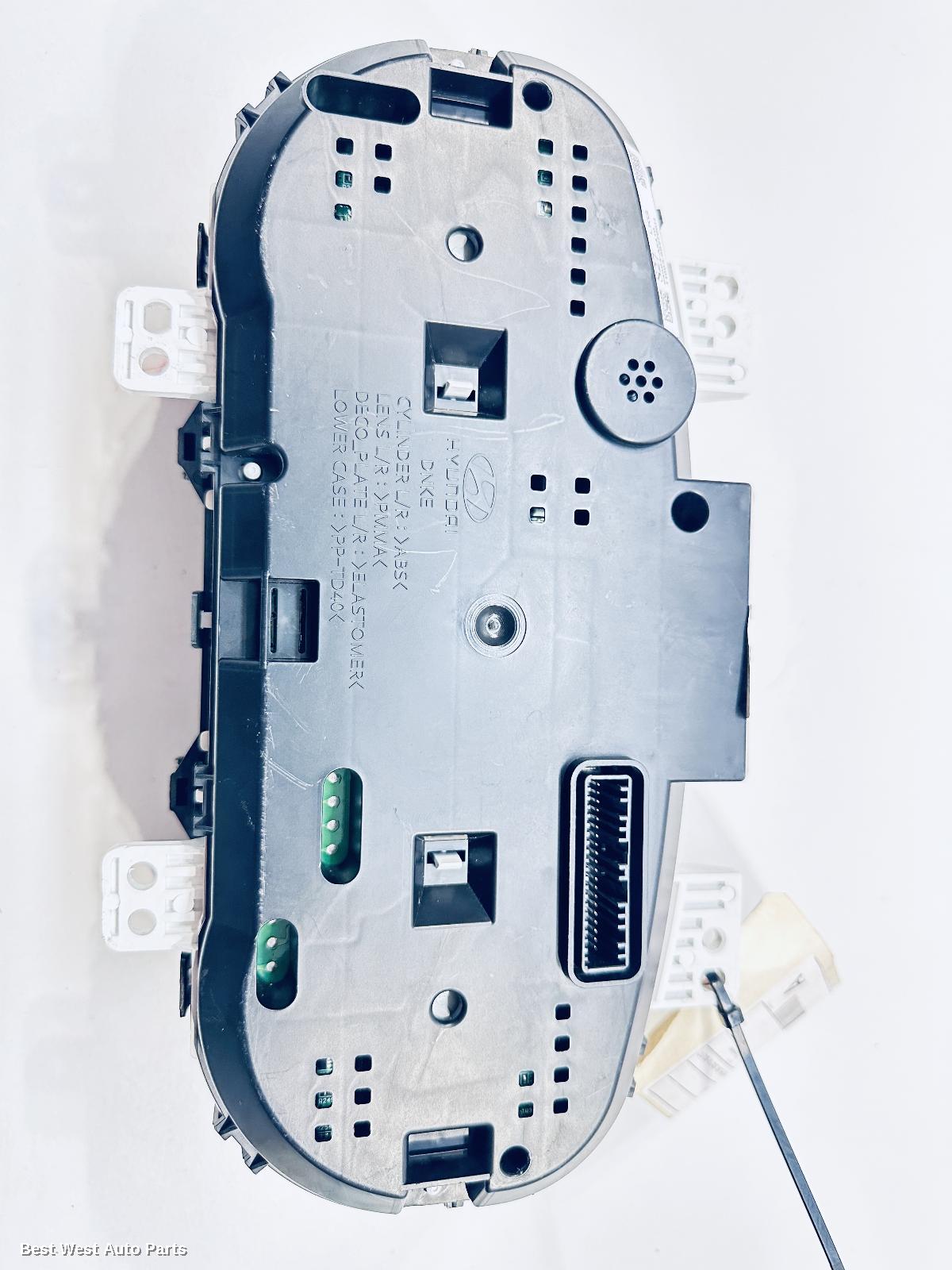 2016 HYUNDAI I30 Instrument Cluster