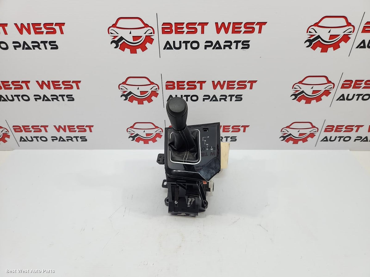 2017 TOYOTA COROLLA Gear Stick/Shifter