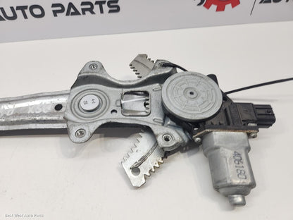 2014 MITSUBISHI ASX Right Front Window Reg/Motor