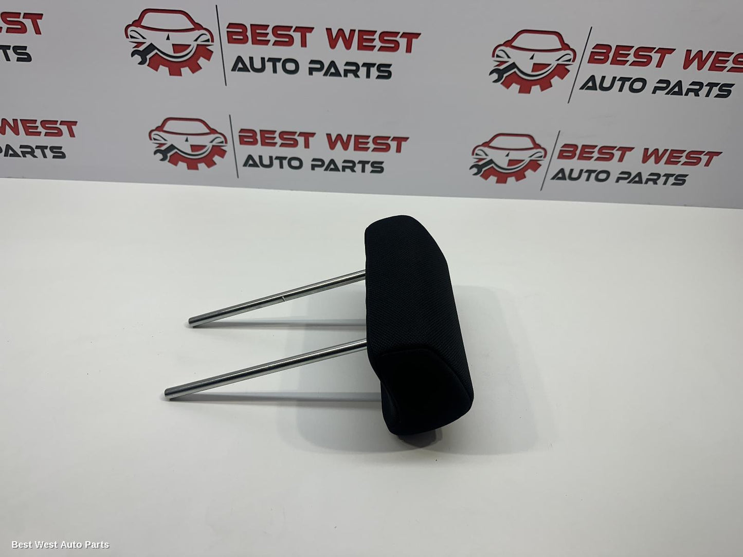 2024 TOYOTA HILUX Headrest