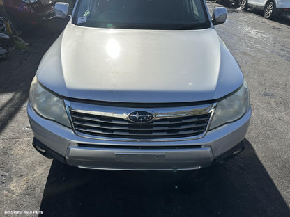 2009 SUBARU FORESTER Bonnet