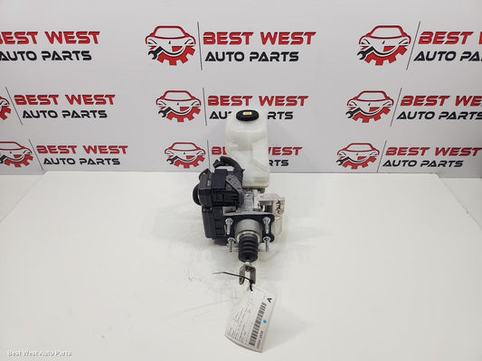 2021 TOYOTA COROLLA Brake Booster