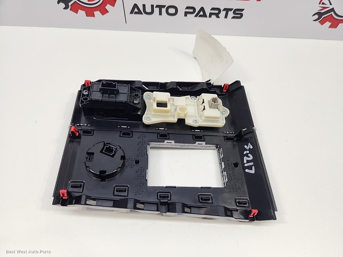 2023 MITSUBISHI OUTLANDER Combination Switch