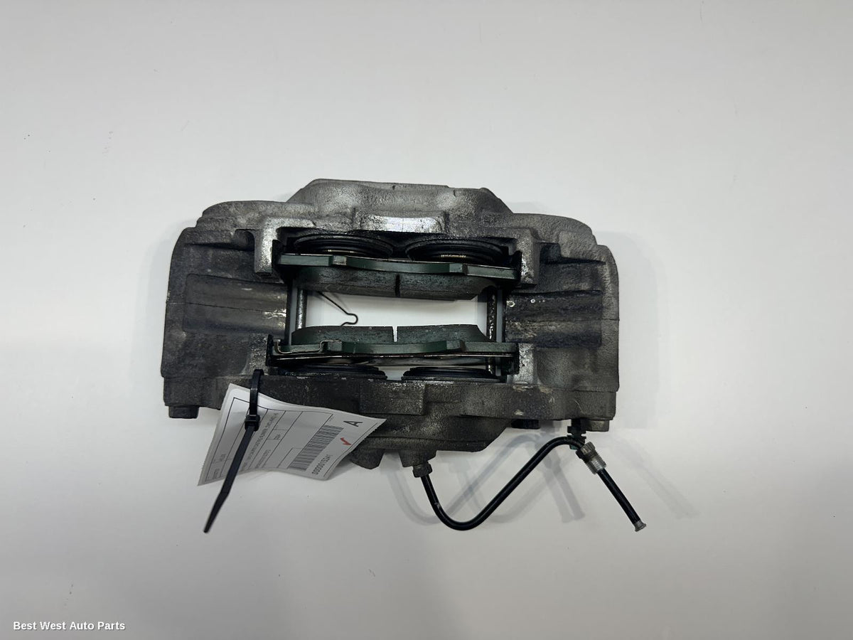 2024 TOYOTA HILUX Caliper