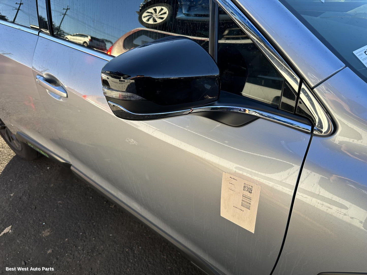 2025 SUBARU OUTBACK Antenna