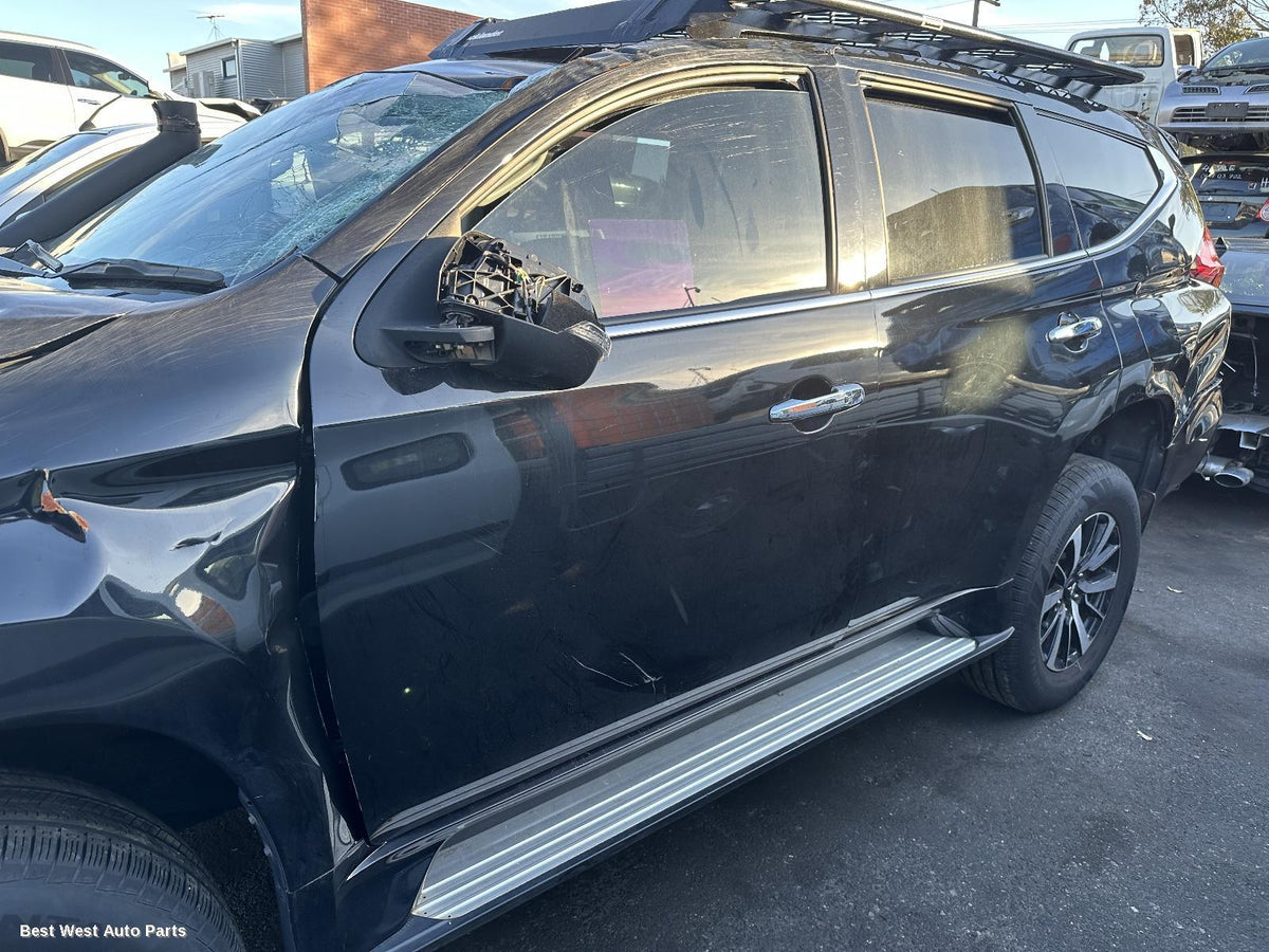 2019 MITSUBISHI PAJERO RIGHT_REAR_DOOR_SLIDING