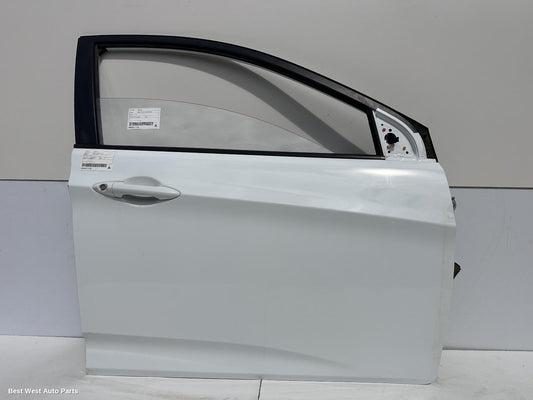 2015 HYUNDAI ACCENT Right Front Door